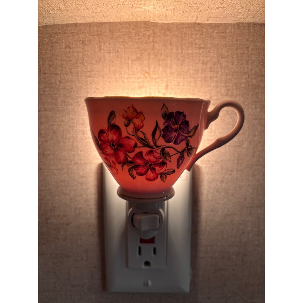 Vintage Floral Porcelain Teacup Night Light Pink Gold Trim Plug In Wall Lamp
